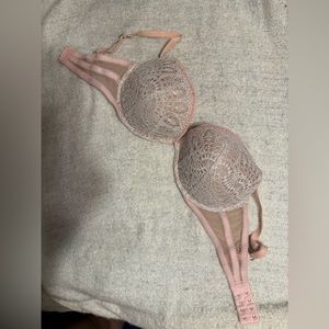 Victoria's Secret Pink Lace Push-Up Bra